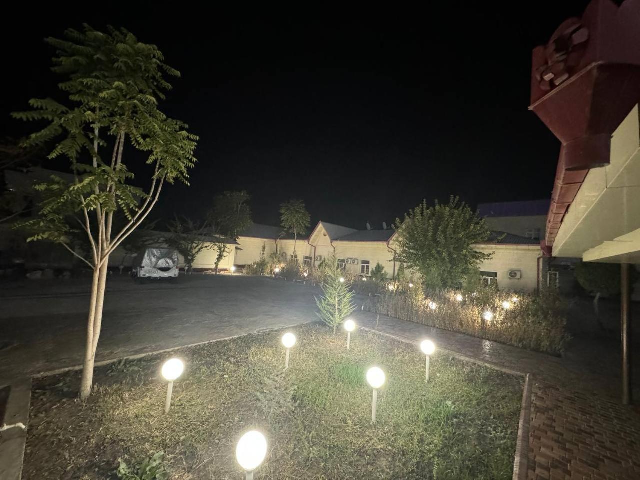 Karakalpak Palace Hotel Nukus Zewnętrze zdjęcie