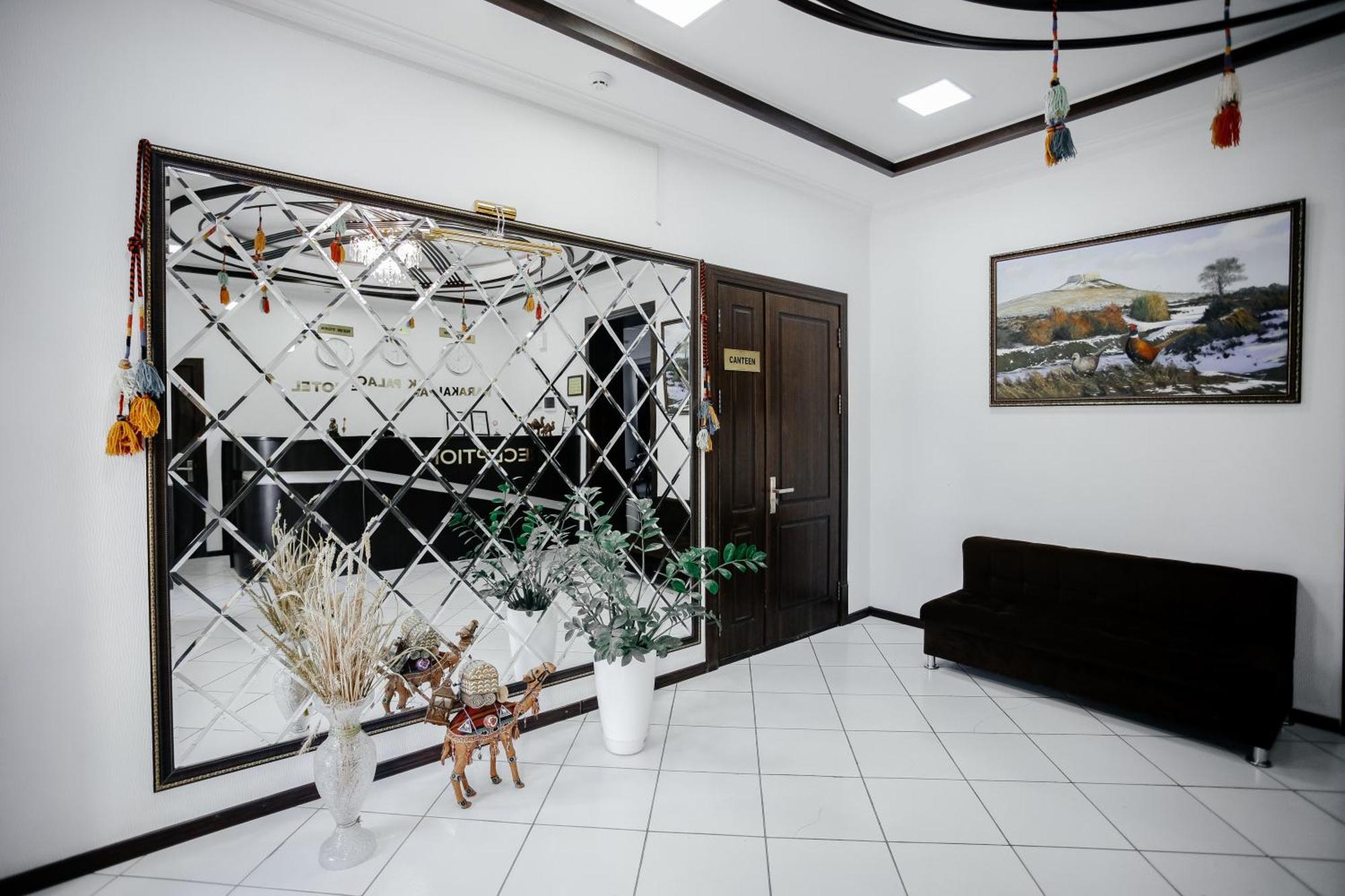 Karakalpak Palace Hotel Nukus Zewnętrze zdjęcie